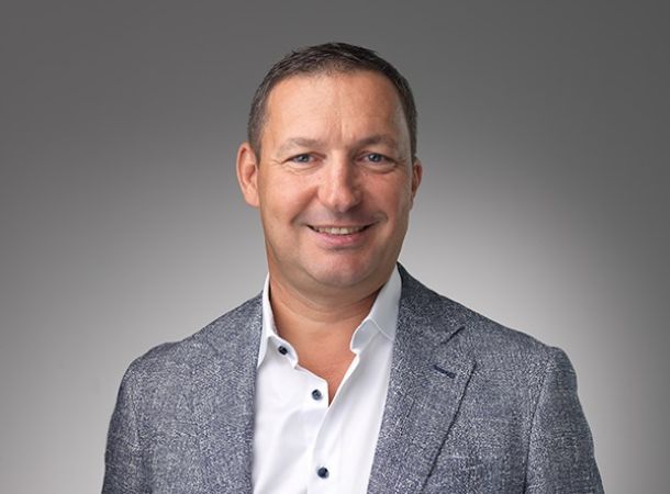 Gregor R. Naef